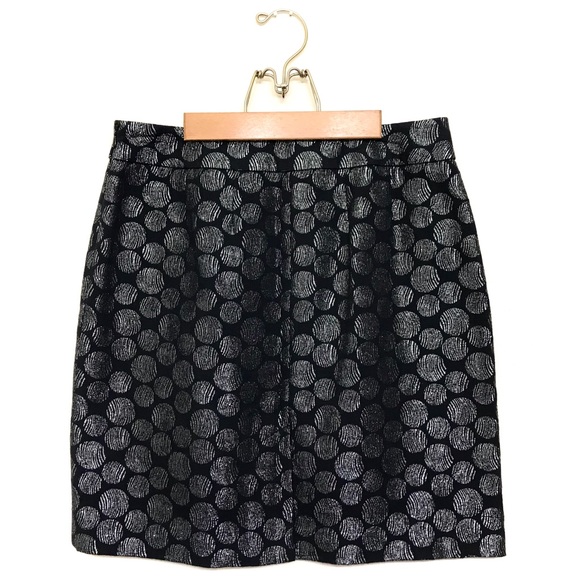 Women’s Mini Skirt - Picture 2 of 8